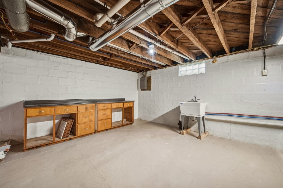 1021 Essex Street, Eau Claire WI 54703 - Residential house for sale - MLS #1601161 - image31