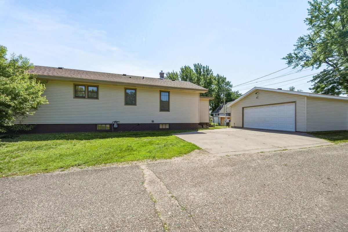 109 Greenville Street, Chippewa Falls WI 54729 - Residential house for sale - MLS #1601906 - image3