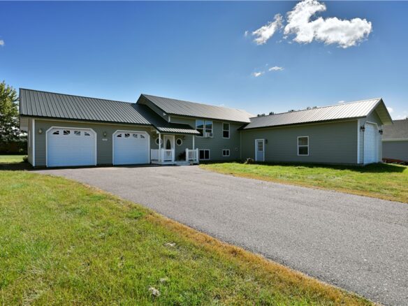 111 Reinhart Drive, Shell Lake WI 54871 - Residential house for sale - MLS #1599868 - image1