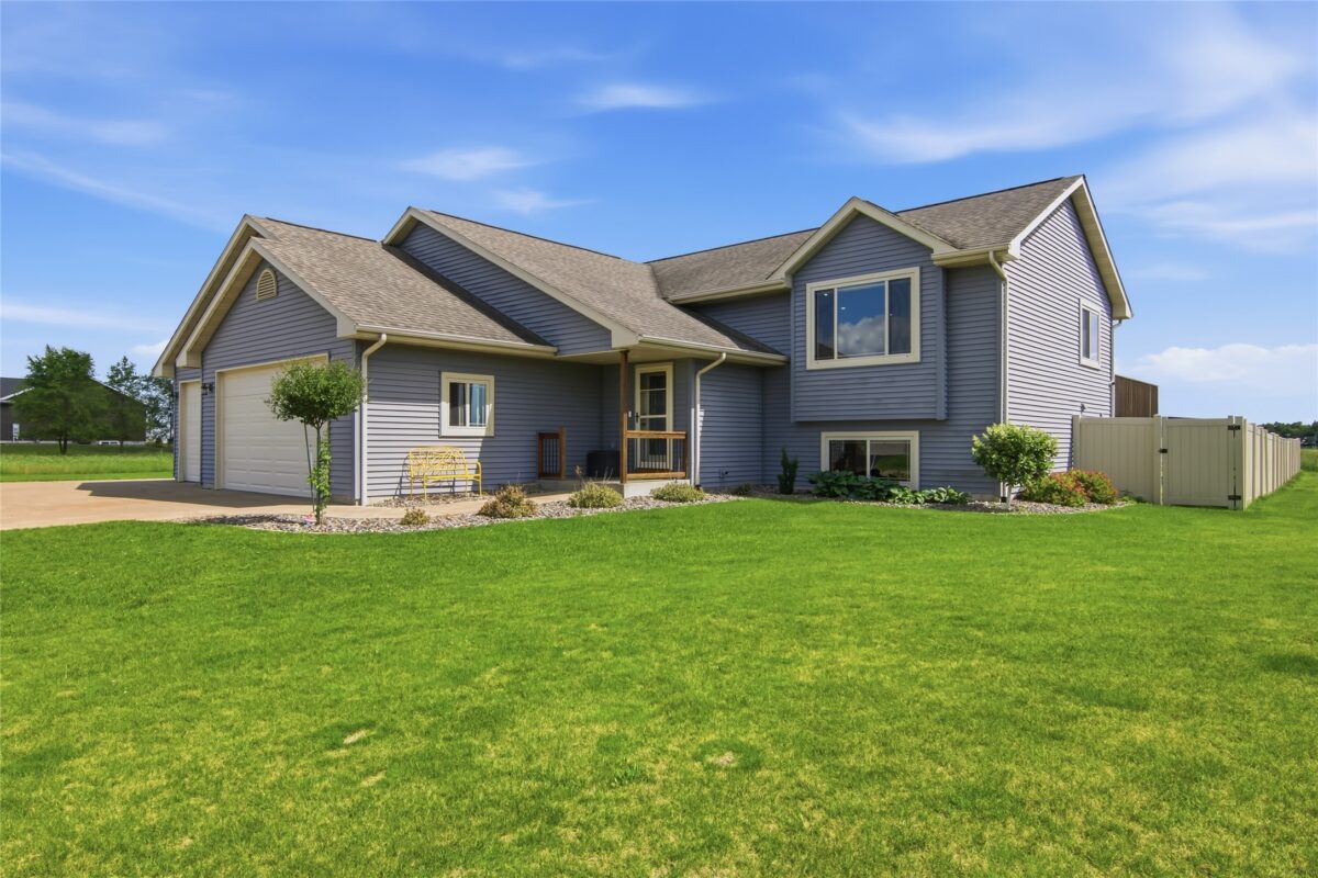 11207 39th Avenue, Chippewa Falls WI 54729 - Residential house for sale - MLS #1602719 - image3