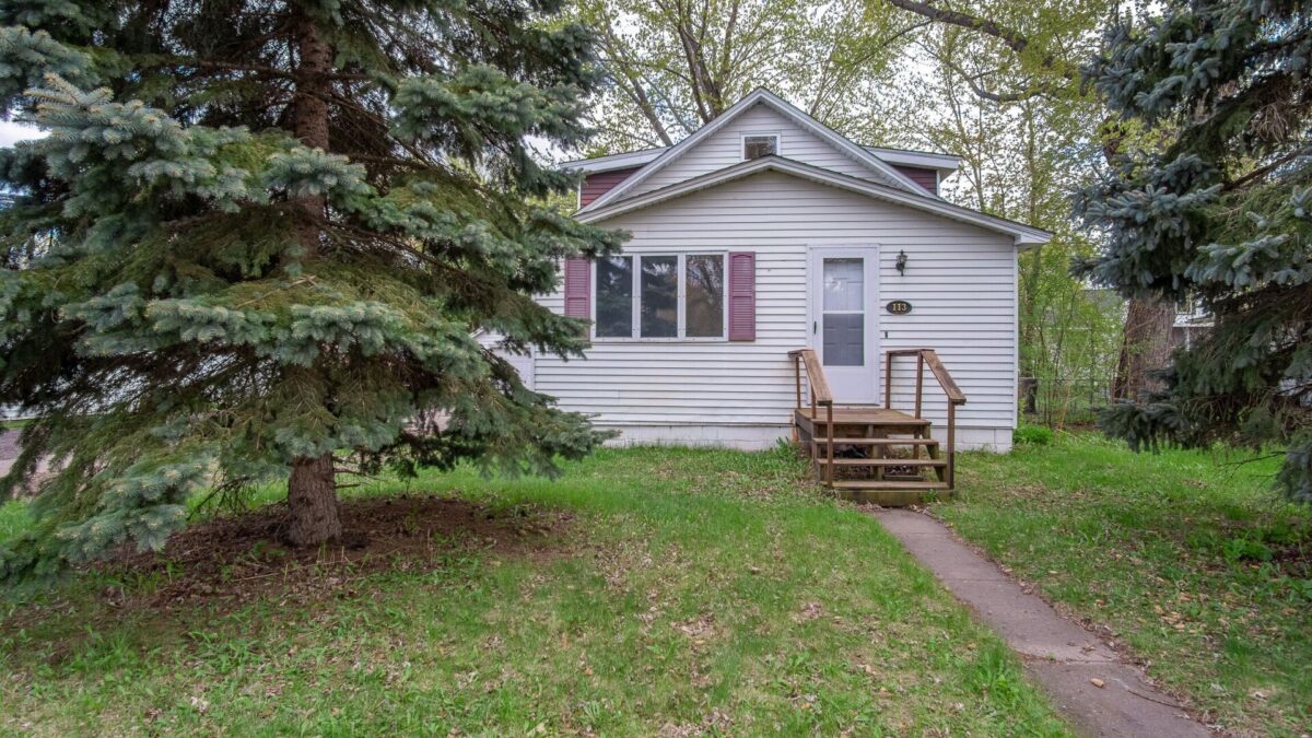 113 Linden Street, Chippewa Falls WI 54729 - Residential house for sale - MLS #1600559 - image2