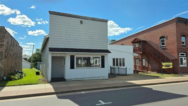 113 S Main Street Greenwood WI 54437