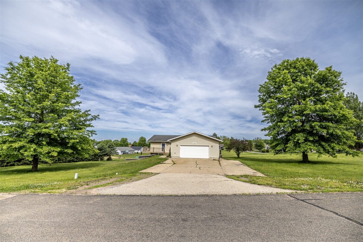 113 Meadow View Drive, Alma Center WI 54611 - Residential house for sale - MLS #1601754 - image2