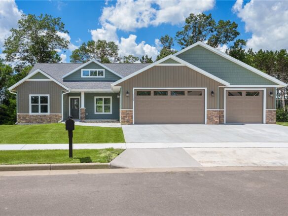 1138 Craven Court, Eau Claire WI 54703 - Residential house for sale - MLS #1598296 - image1