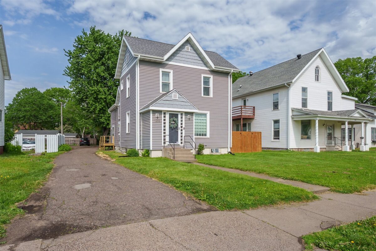 1208 State Street, Eau Claire WI 54701 - Residential house for sale - MLS #1601307 - image3