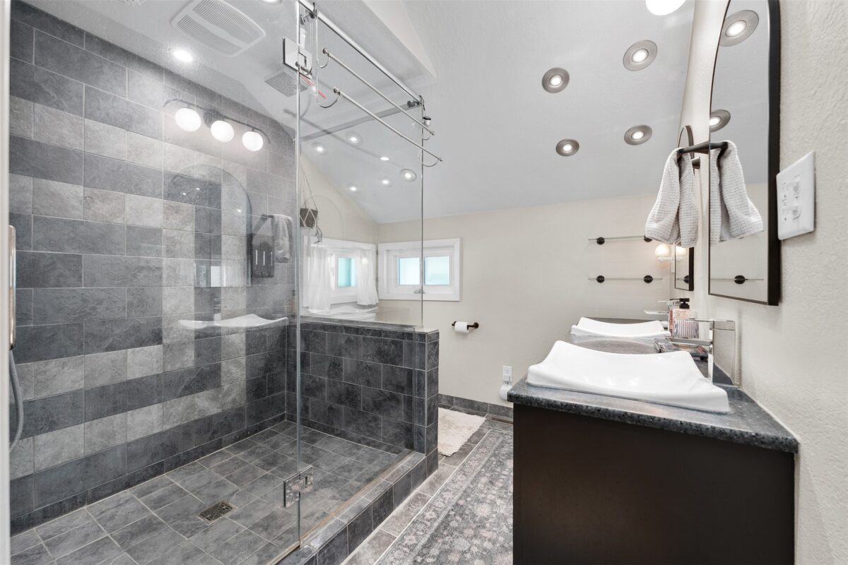 1208 State Street, Eau Claire WI 54701 - Residential house for sale - MLS #1601307 - image36