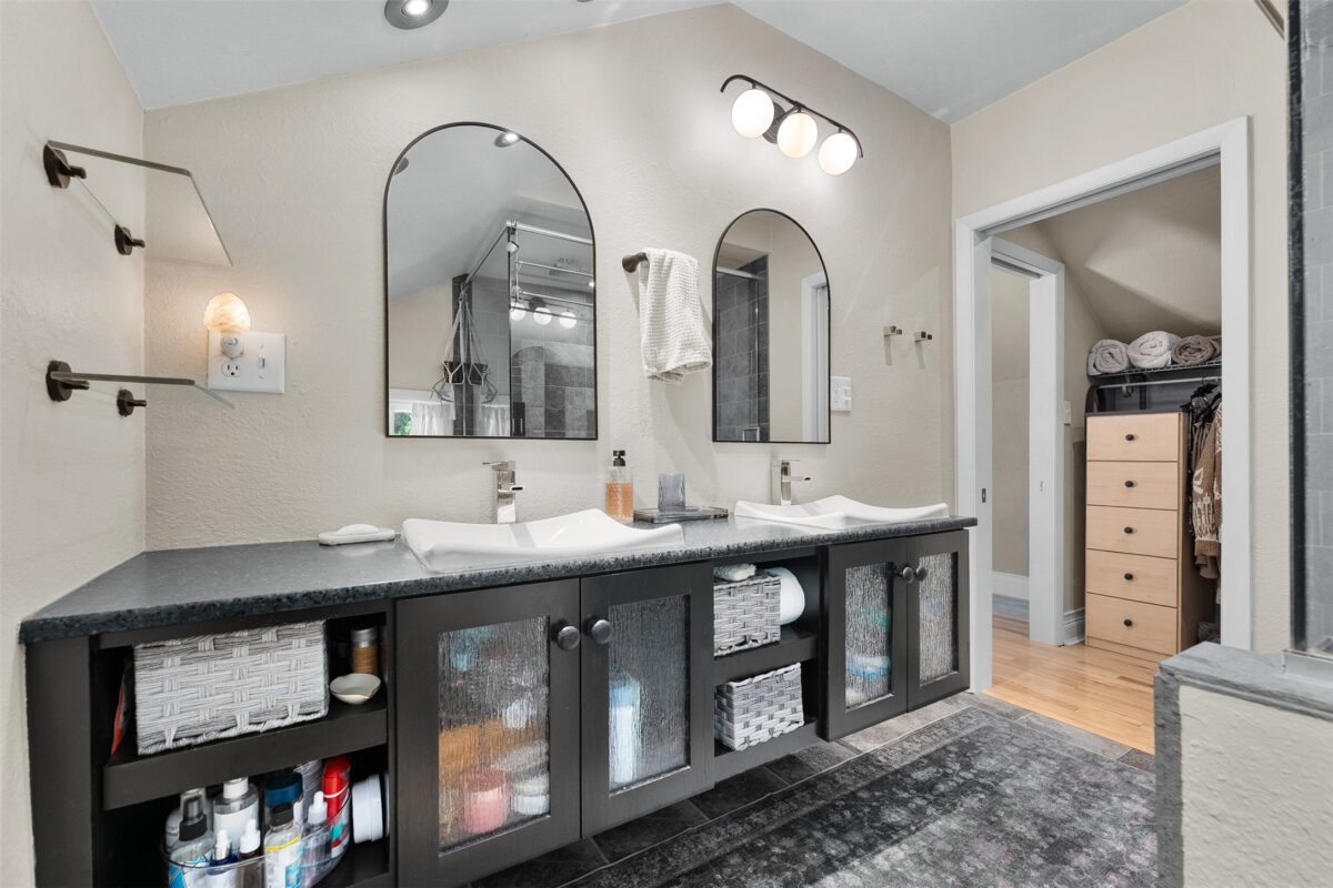 1208 State Street, Eau Claire WI 54701 - Residential house for sale - MLS #1601307 - image37