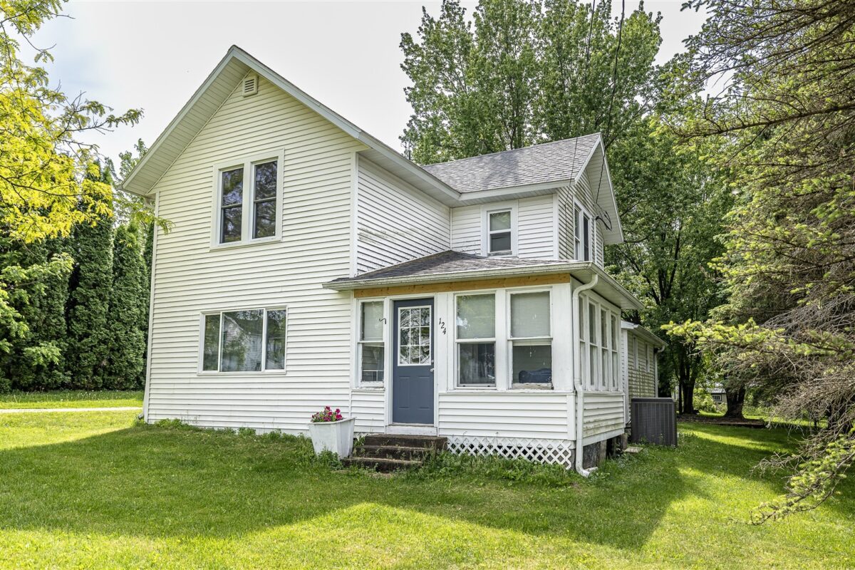 124 Park Street, Alma Center WI 54611 - Residential house for sale - MLS #1601641 - image2