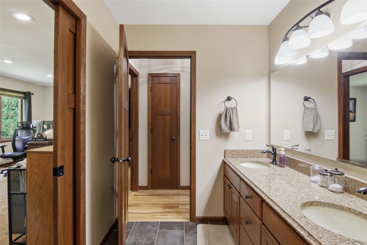 1301 Sandy Ridge Lane, Altoona WI 54720 - Residential house for sale - MLS #1601778 - image14
