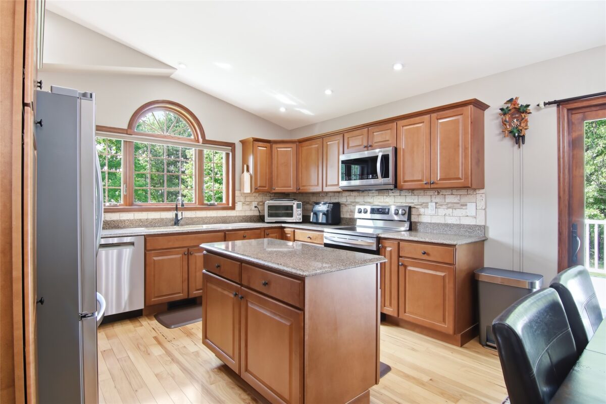 1301 Sandy Ridge Lane, Altoona WI 54720 - Residential house for sale - MLS #1601778 - image3