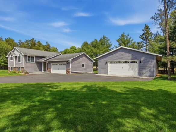 1301 Sandy Ridge Lane, Altoona WI 54720 - Residential house for sale - MLS #1601778 - image1