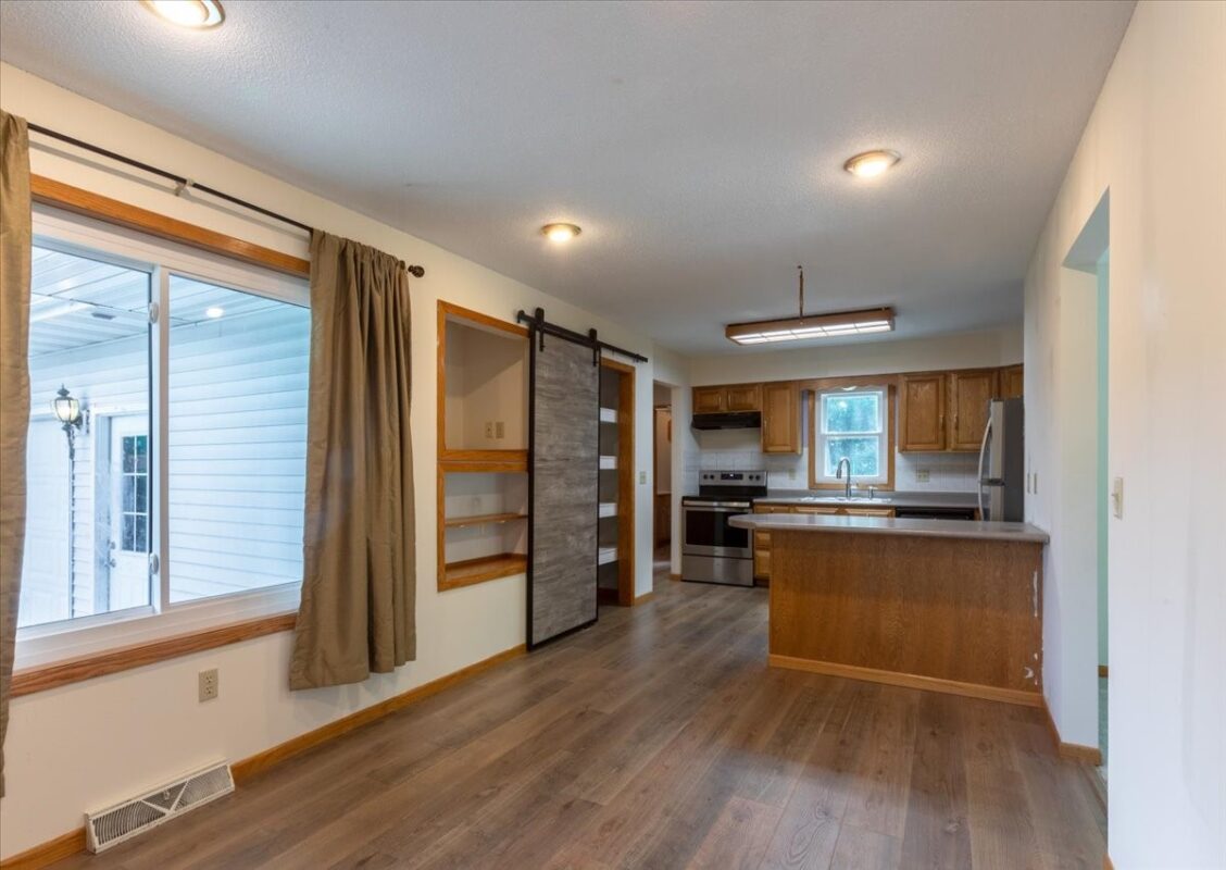 1302 15th Avenue, Menomonie WI 54751 - Residential house for sale - MLS #1601251 - image14