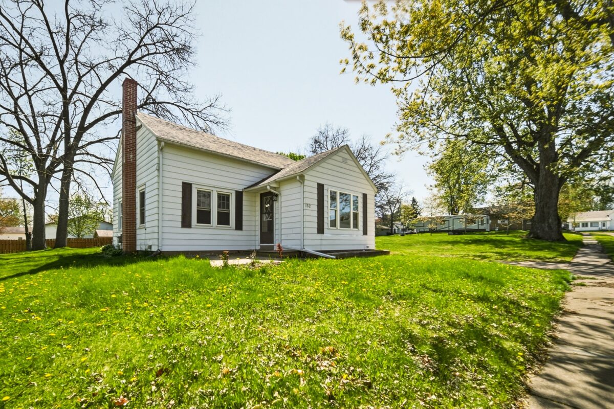 132 Jackson Street, Boyd WI 54726 - Residential house for sale - MLS #1600882 - image2