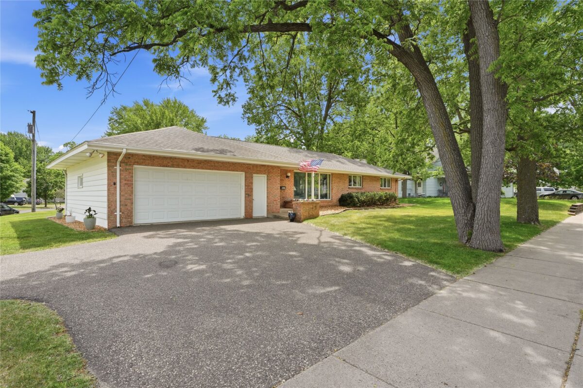 1409 Menomonie Street, Eau Claire WI 54703 - Residential house for sale - MLS #1601928 - image2