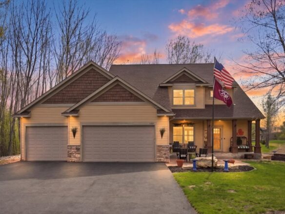 1431 Pioneer Circle, Houlton WI 54082 - Residential house for sale - MLS #1600691 - image1