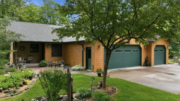 14975 360th Street Stanley WI 54768