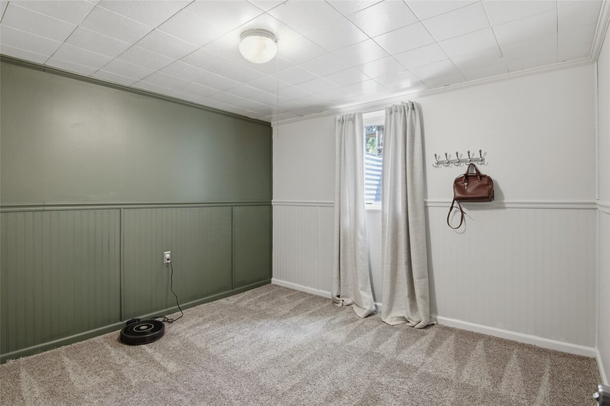 1502 Hogeboom Avenue, Eau Claire WI 54701 - Residential house for sale - MLS #1601113 - image23