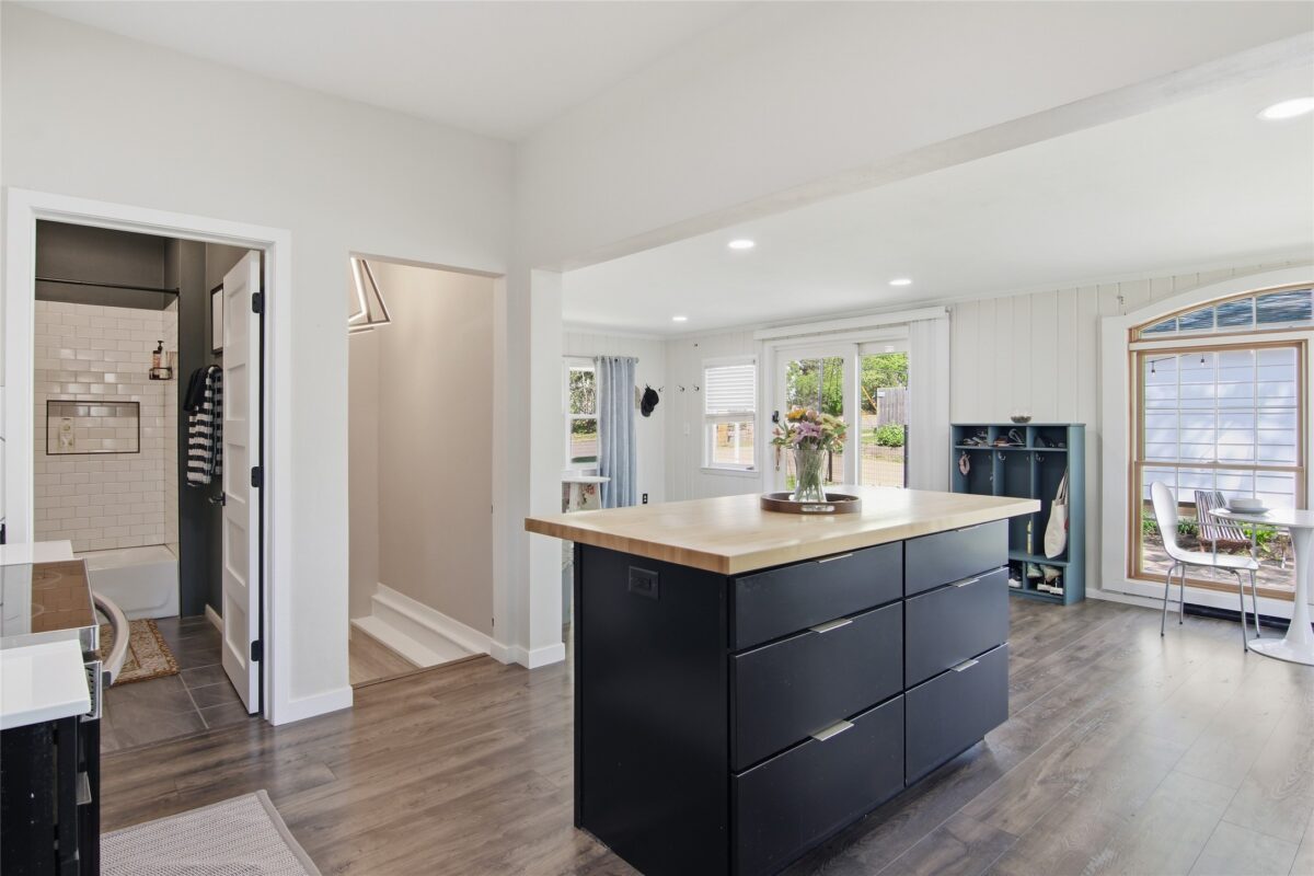 1502 Hogeboom Avenue, Eau Claire WI 54701 - Residential house for sale - MLS #1601113 - image6