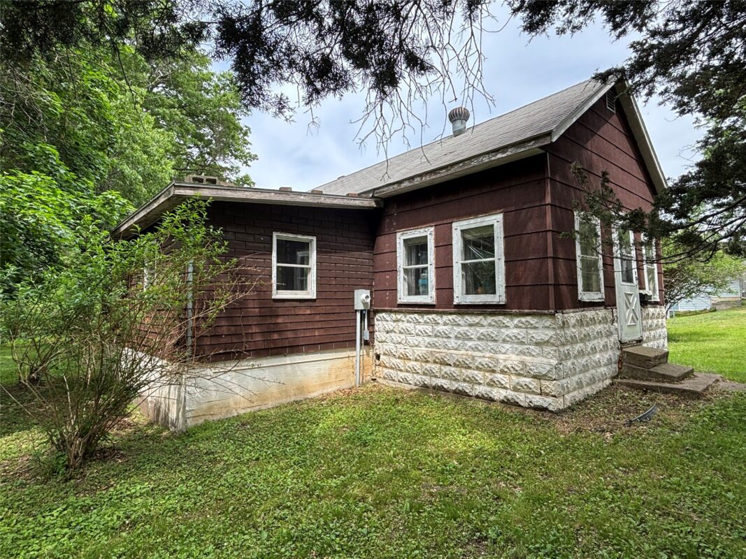 1503 4th Street, Menomonie WI 54751 - Residential house for sale - MLS #1601761 - image2
