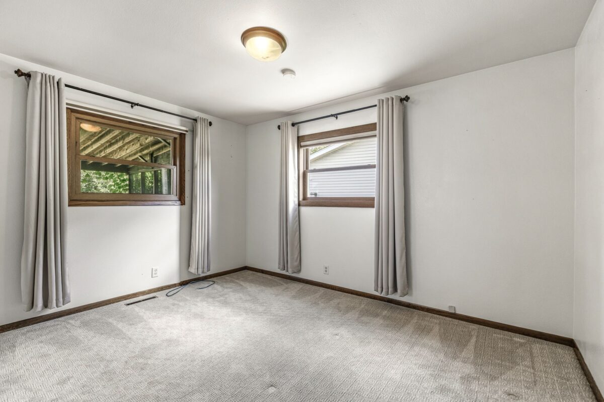 1535 Howard Avenue, Eau Claire WI 54703 - Residential house for sale - MLS #1602651 - image17