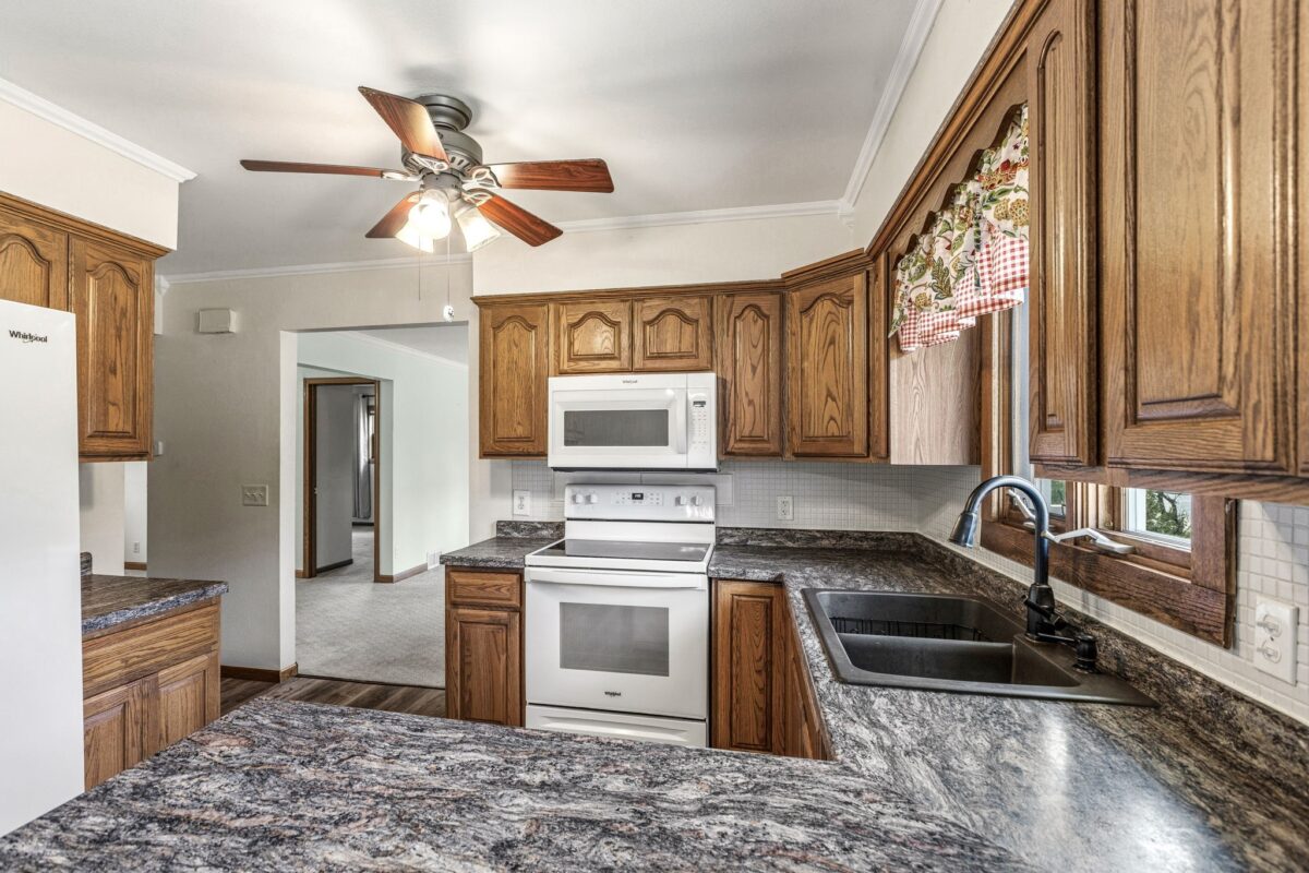 1535 Howard Avenue, Eau Claire WI 54703 - Residential house for sale - MLS #1602651 - image8
