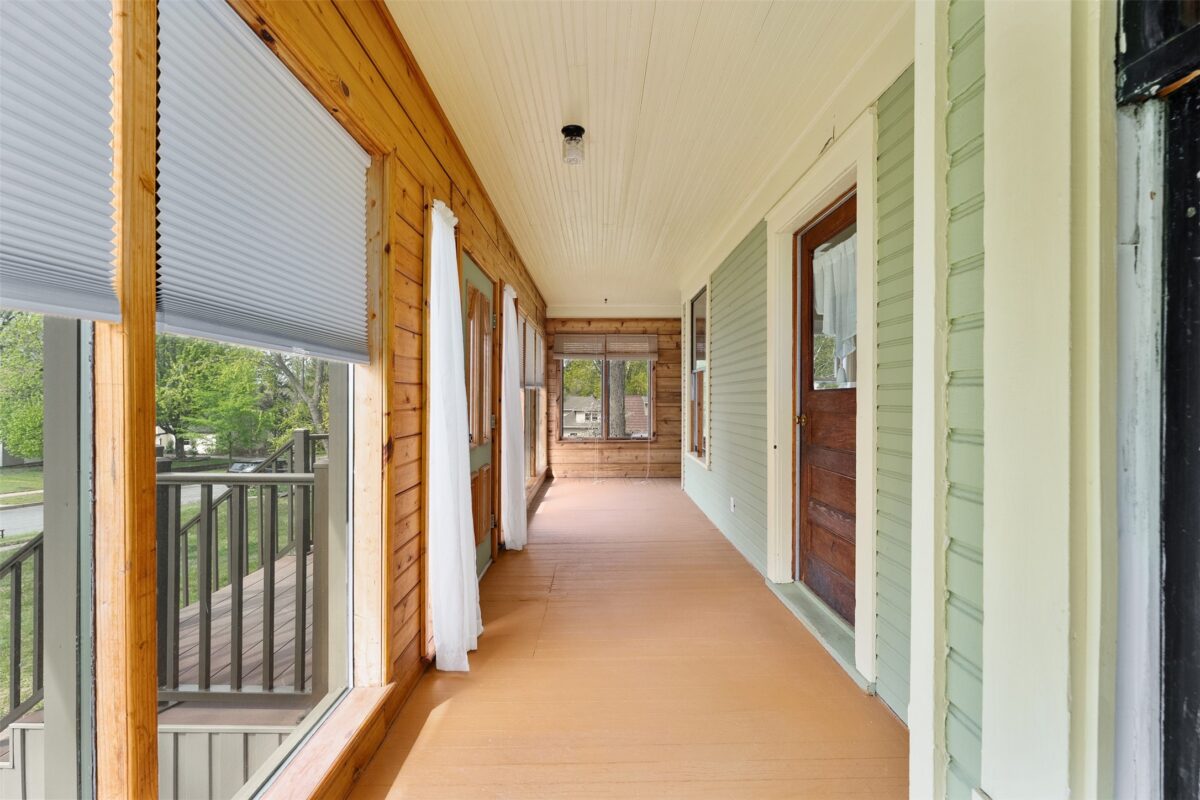 1558 Madison Street, Eau Claire WI 54703 - Residential house for sale - MLS #1600078 - image3