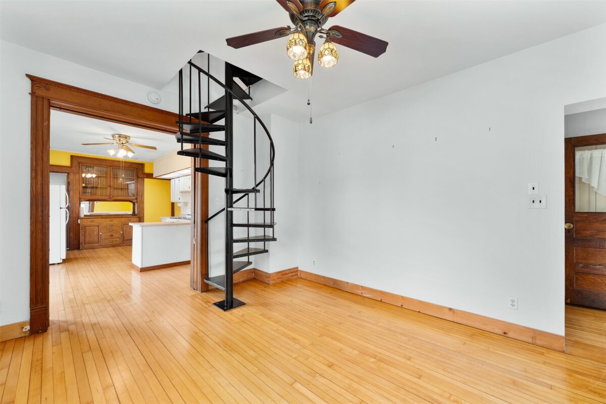1558 Madison Street, Eau Claire WI 54703 - Residential house for sale - MLS #1600078 - image4