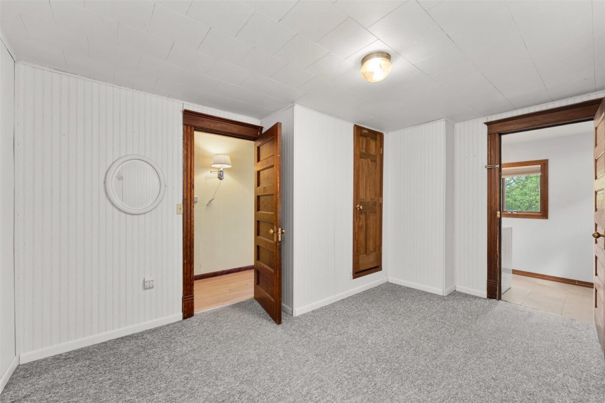 1558 Madison Street, Eau Claire WI 54703 - Residential house for sale - MLS #1600078 - image9
