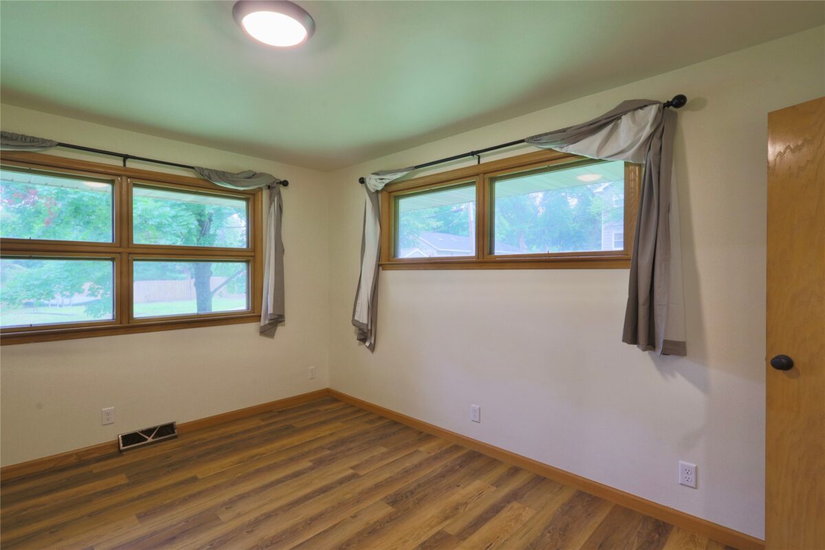 1602 South Street, Eau Claire WI 54701 - Residential house for sale - MLS #1602196 - image24