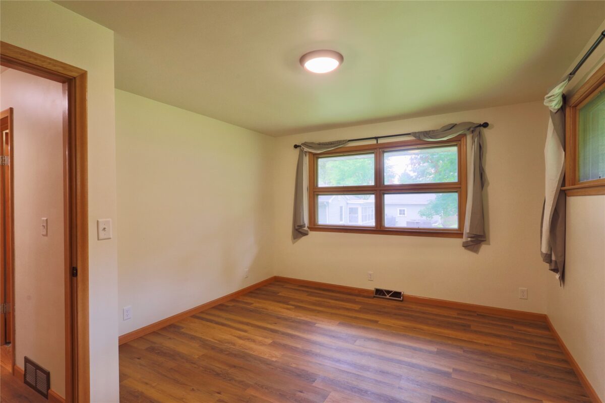 1602 South Street, Eau Claire WI 54701 - Residential house for sale - MLS #1602196 - image26