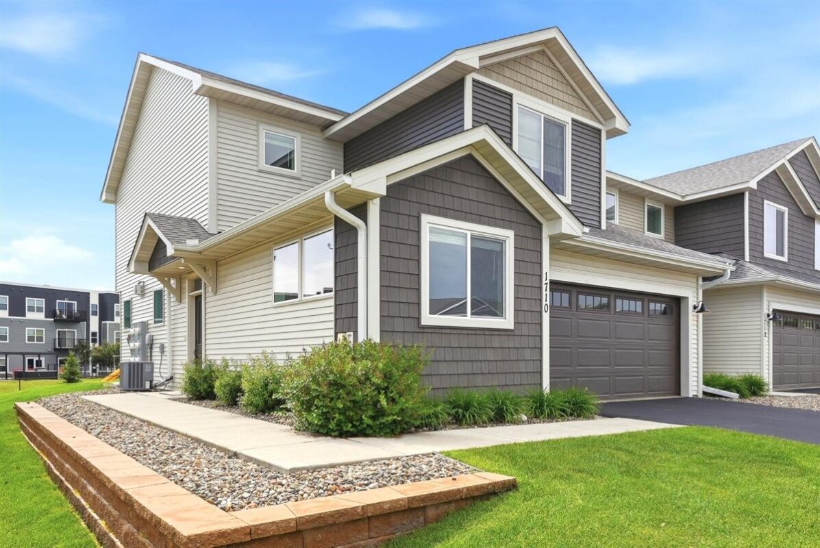 1710 Southpoint Lane, Hudson WI 54016 - Residential house for sale - MLS #1602192 - image2
