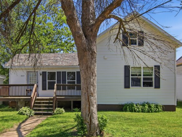 1827 Charles Street, Eau Claire WI 54703 - Residential house for sale - MLS #1602019 - image1