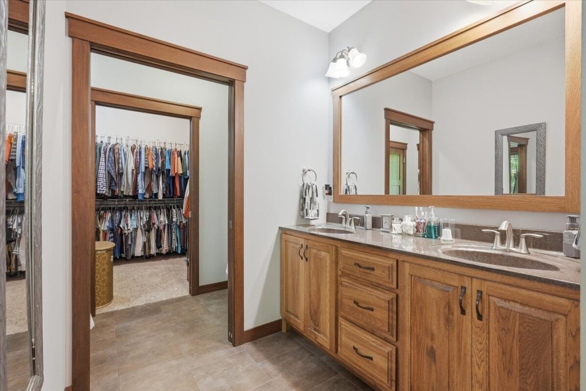 1904 Deblene Lane, Eau Claire WI 54703 - Residential house for sale - MLS #1601049 - image17