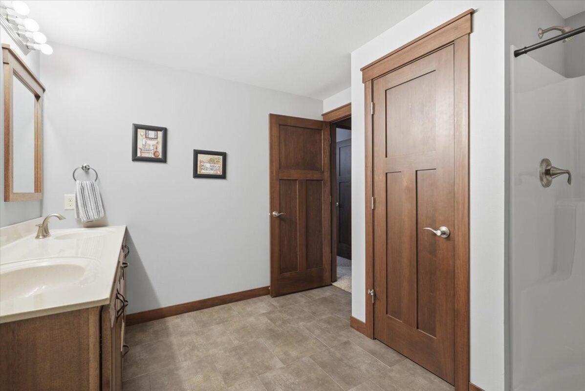 1904 Deblene Lane, Eau Claire WI 54703 - Residential house for sale - MLS #1601049 - image28