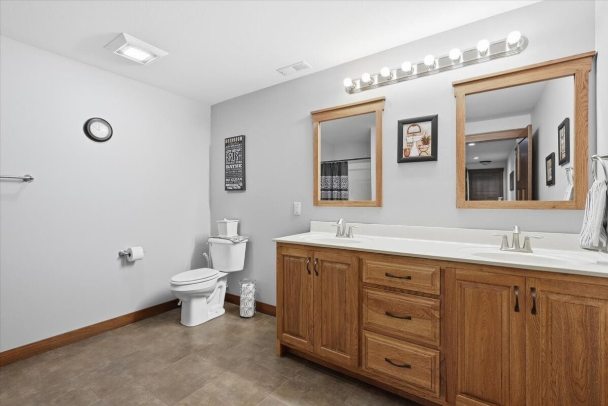 1904 Deblene Lane, Eau Claire WI 54703 - Residential house for sale - MLS #1601049 - image29