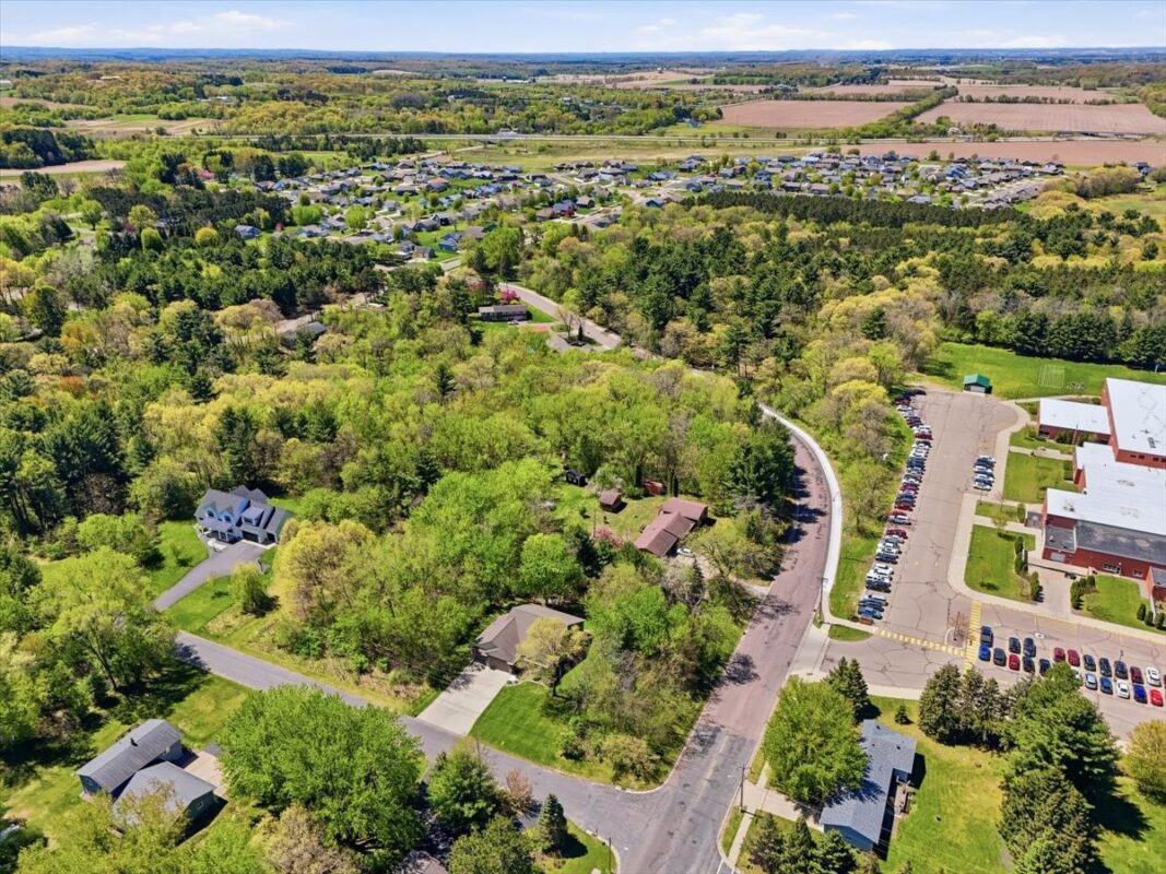 1904 Deblene Lane, Eau Claire WI 54703 - Residential house for sale - MLS #1601049 - image6