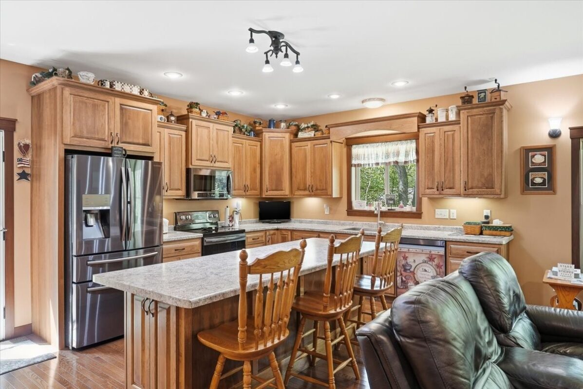 1904 Deblene Lane, Eau Claire WI 54703 - Residential house for sale - MLS #1601049 - image8