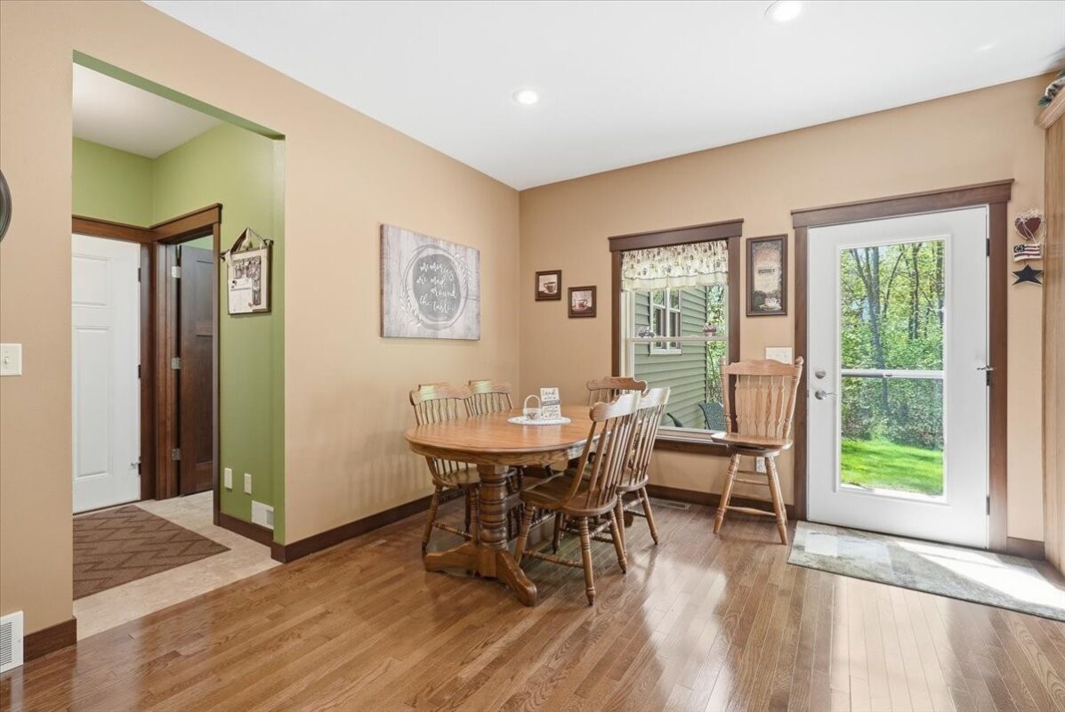 1904 Deblene Lane, Eau Claire WI 54703 - Residential house for sale - MLS #1601049 - image10