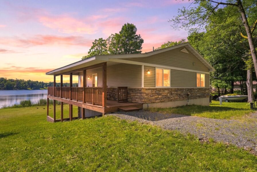 1958 Little Blake Lake Lane