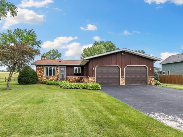 200 Main Street, Hixton WI 54615 - Residential house for sale - MLS #1602134 - image1