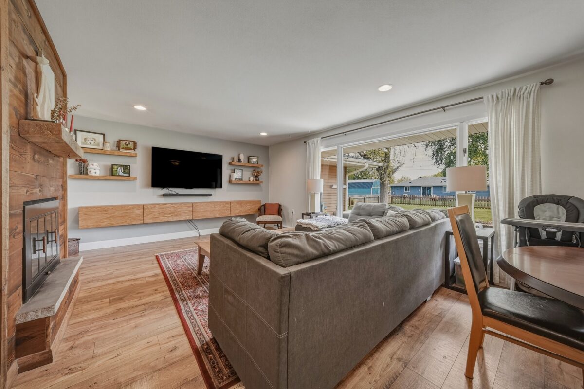 2007 Grandview Drive, Eau Claire WI 54703 - Residential house for sale - MLS #1601026 - image16