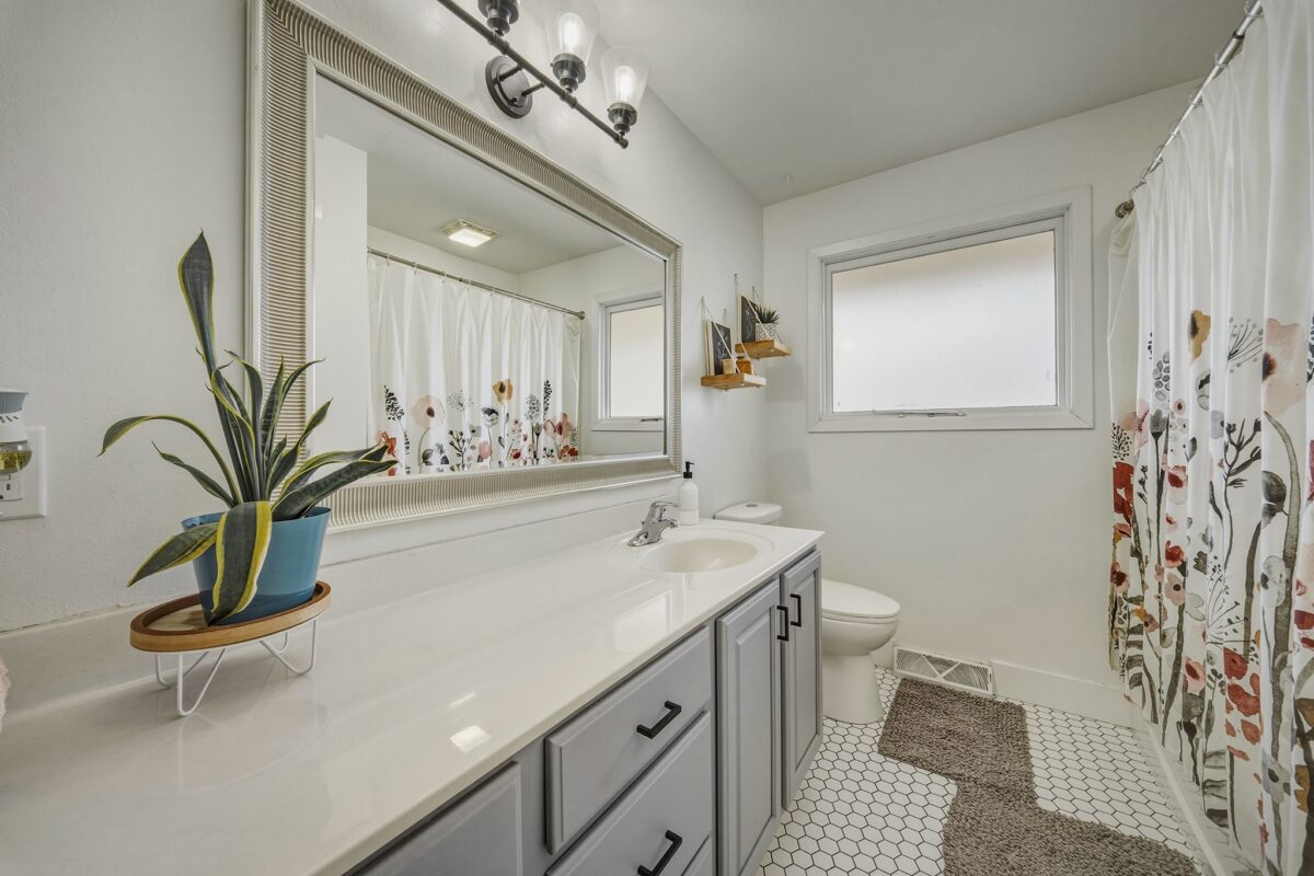 2007 Grandview Drive, Eau Claire WI 54703 - Residential house for sale - MLS #1601026 - image21