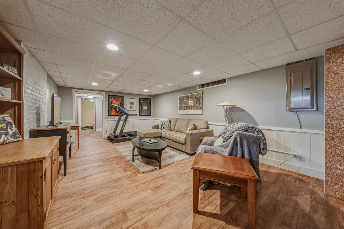 2007 Grandview Drive, Eau Claire WI 54703 - Residential house for sale - MLS #1601026 - image29