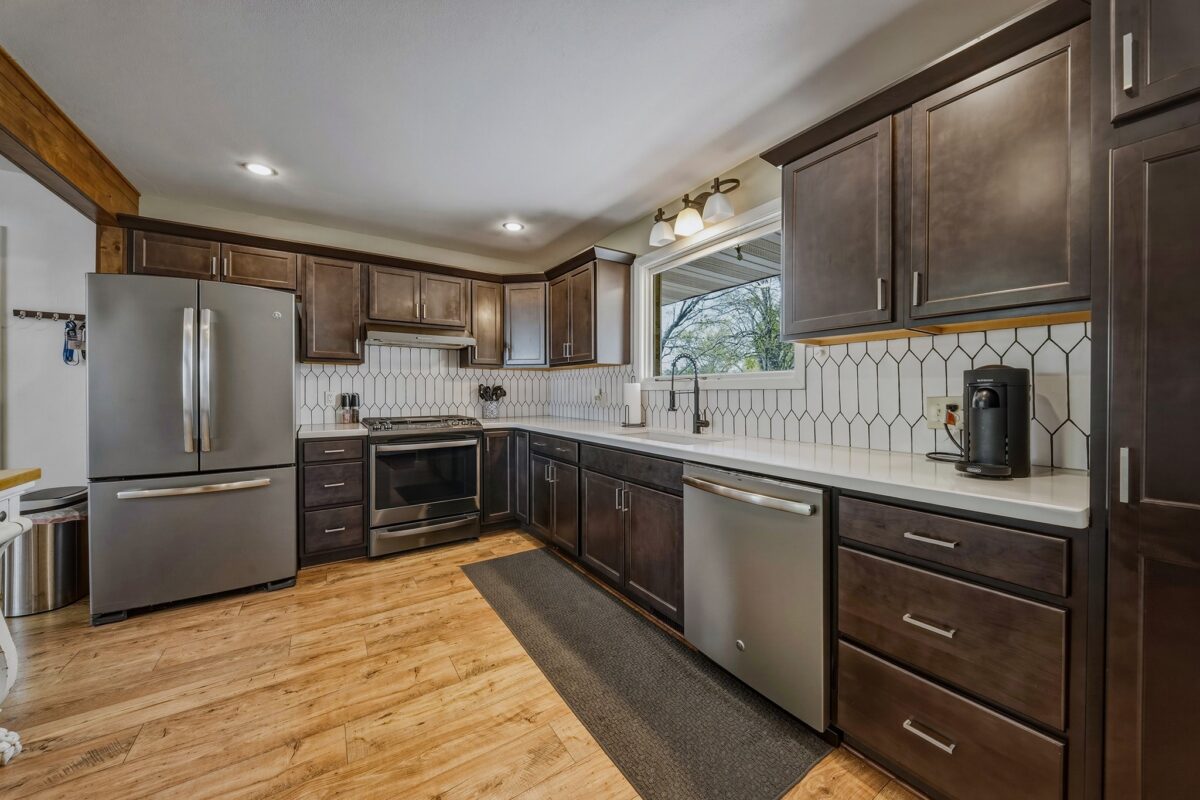 2007 Grandview Drive, Eau Claire WI 54703 - Residential house for sale - MLS #1601026 - image4