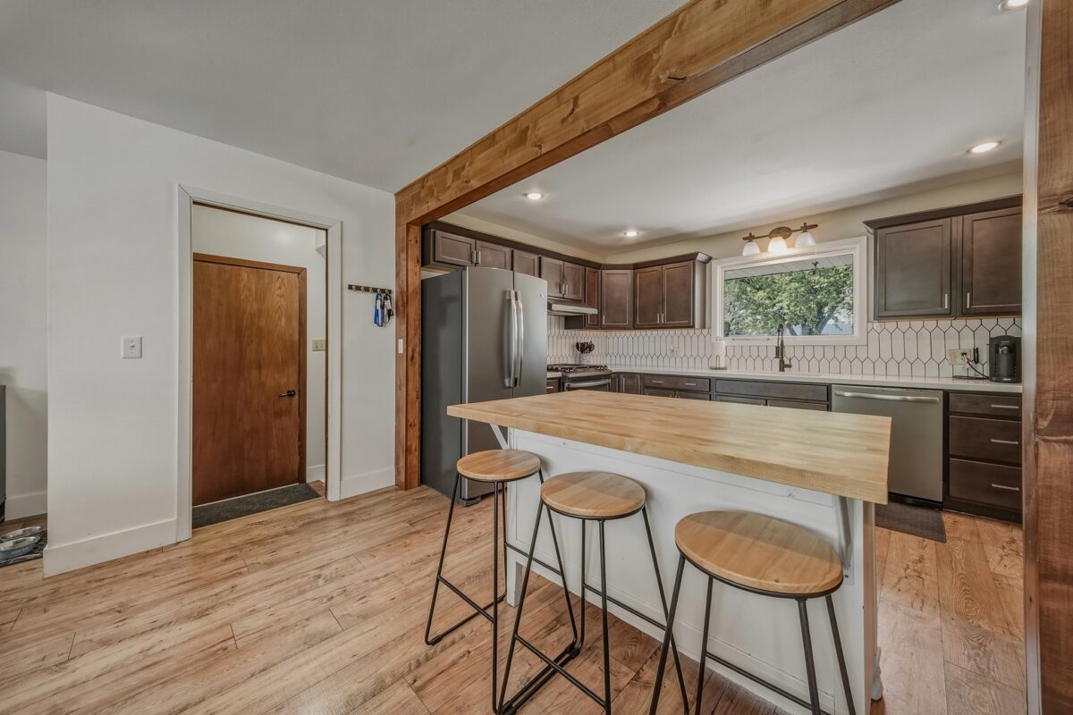 2007 Grandview Drive, Eau Claire WI 54703 - Residential house for sale - MLS #1601026 - image7