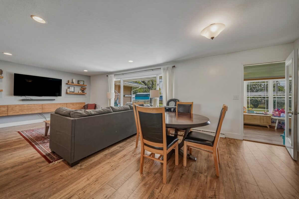 2007 Grandview Drive, Eau Claire WI 54703 - Residential house for sale - MLS #1601026 - image9