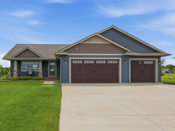 20155 63rd Avenue, Chippewa Falls WI 54729 - Residential house for sale - MLS #1601586 - image1
