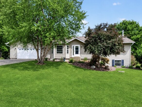 2030 22 3/8 Avenue, Rice Lake WI 54868 - Residential house for sale - MLS #1598632 - image1