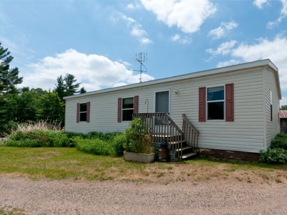 2062 3 1/2 Avenue, Chetek WI 54728 - Residential house for sale - MLS #1602145 - image1