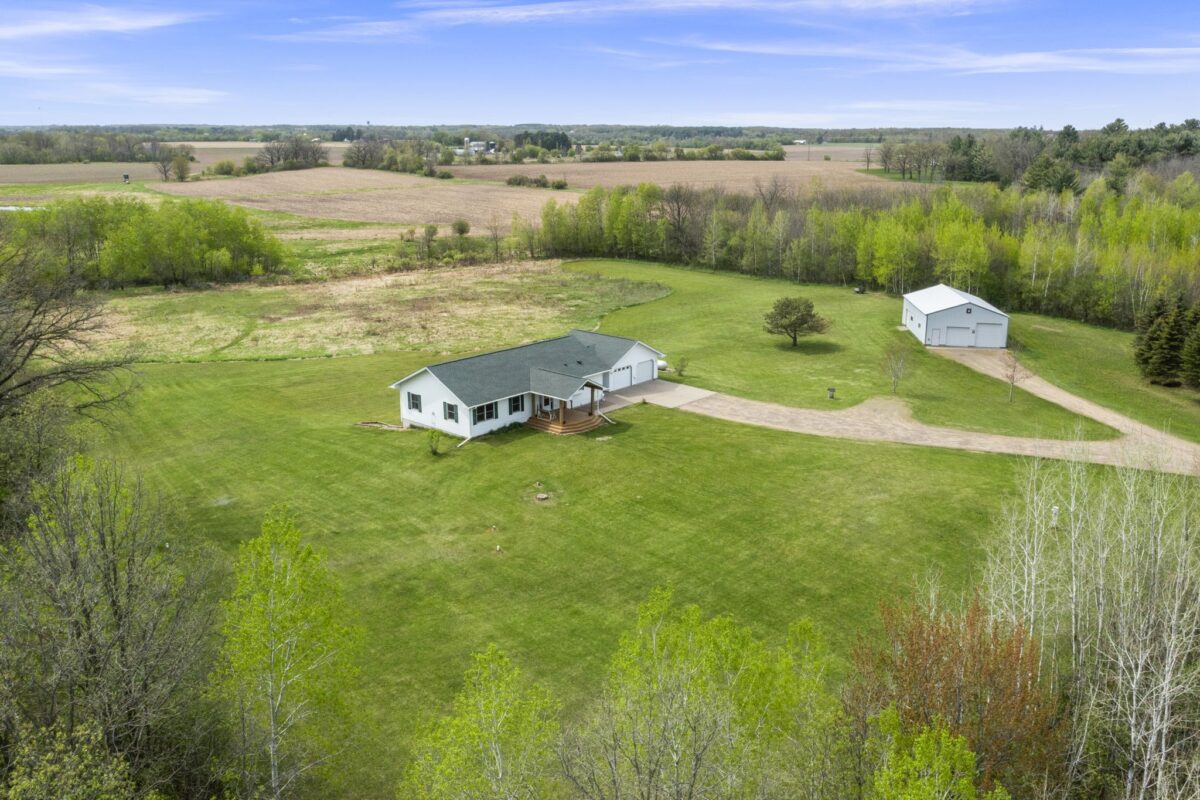 209 30th Street, Clear Lake WI 54005 - Residential house for sale - MLS #1601207 - image4